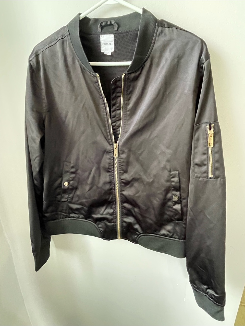 Ardene Black Bomber Jacket with Gold Zipper Y2K Indie Médium